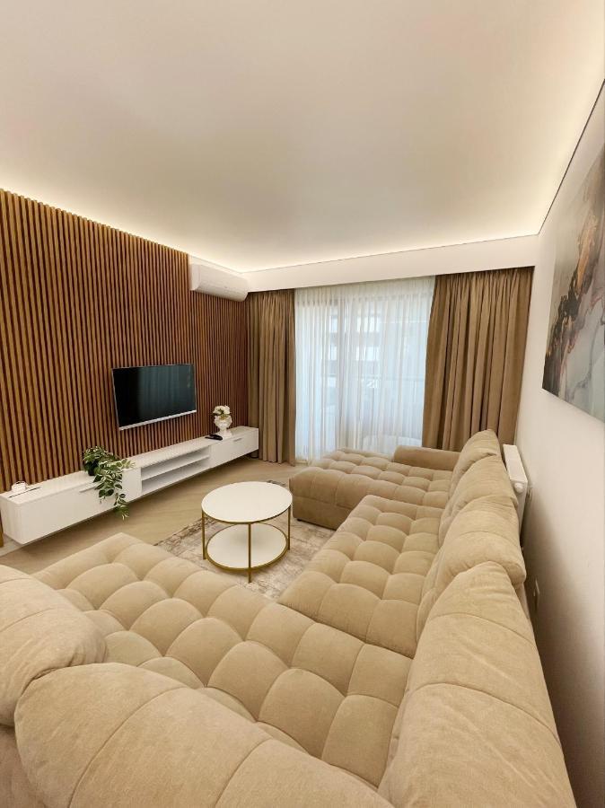 Luxury Wellness&Spa ブカレスト エクステリア 写真